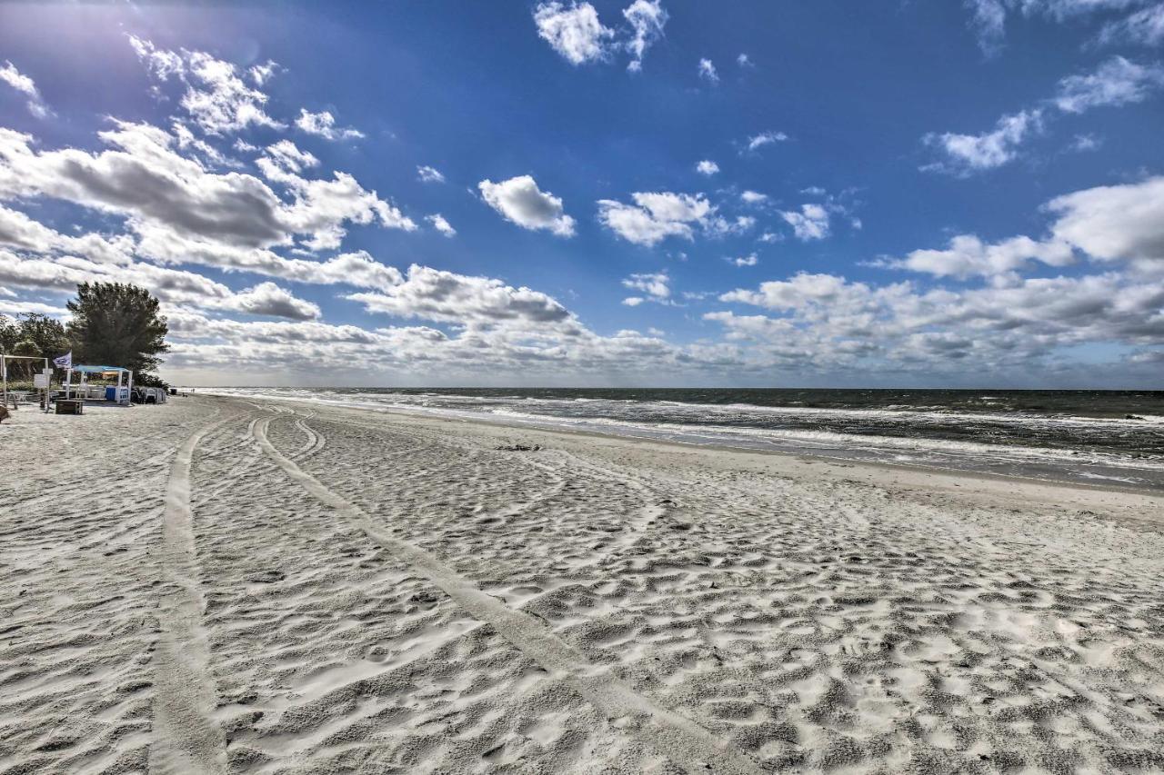 St Pete Condo With Heated Pool - Less Than 1 Mi To Beach! St. Pete Beach Exterior photo